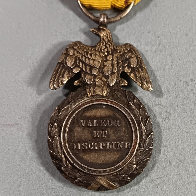 FRANCE MEDAILLE DU MERITE MILITAIRE SECOND TYPE SECOND EMPIRE NAPOLEON III